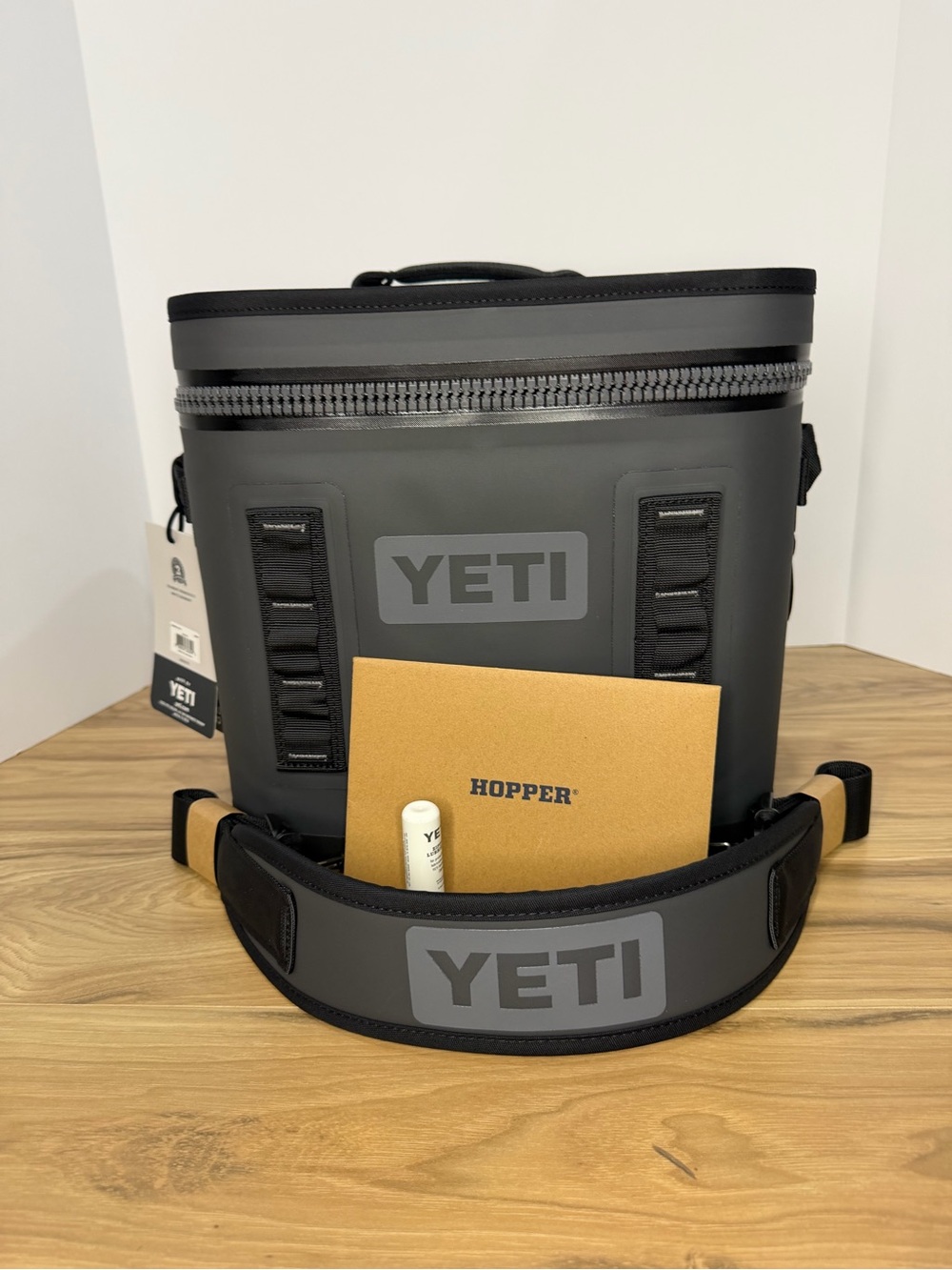 YETI Hopper Flip 12 – Charcoal NWT